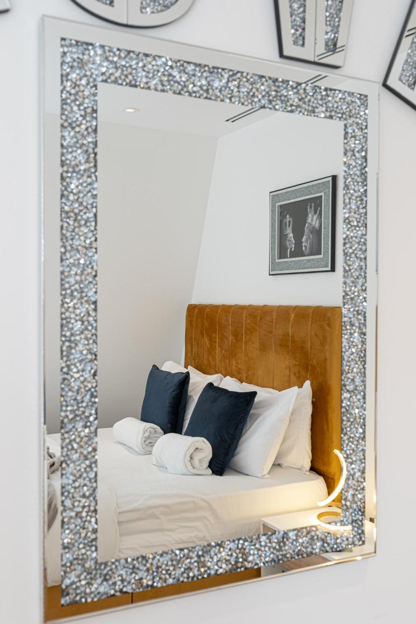 לונדון Stunning 1-Bedroom Penthouse In Marble Arch 72 מראה חיצוני תמונה