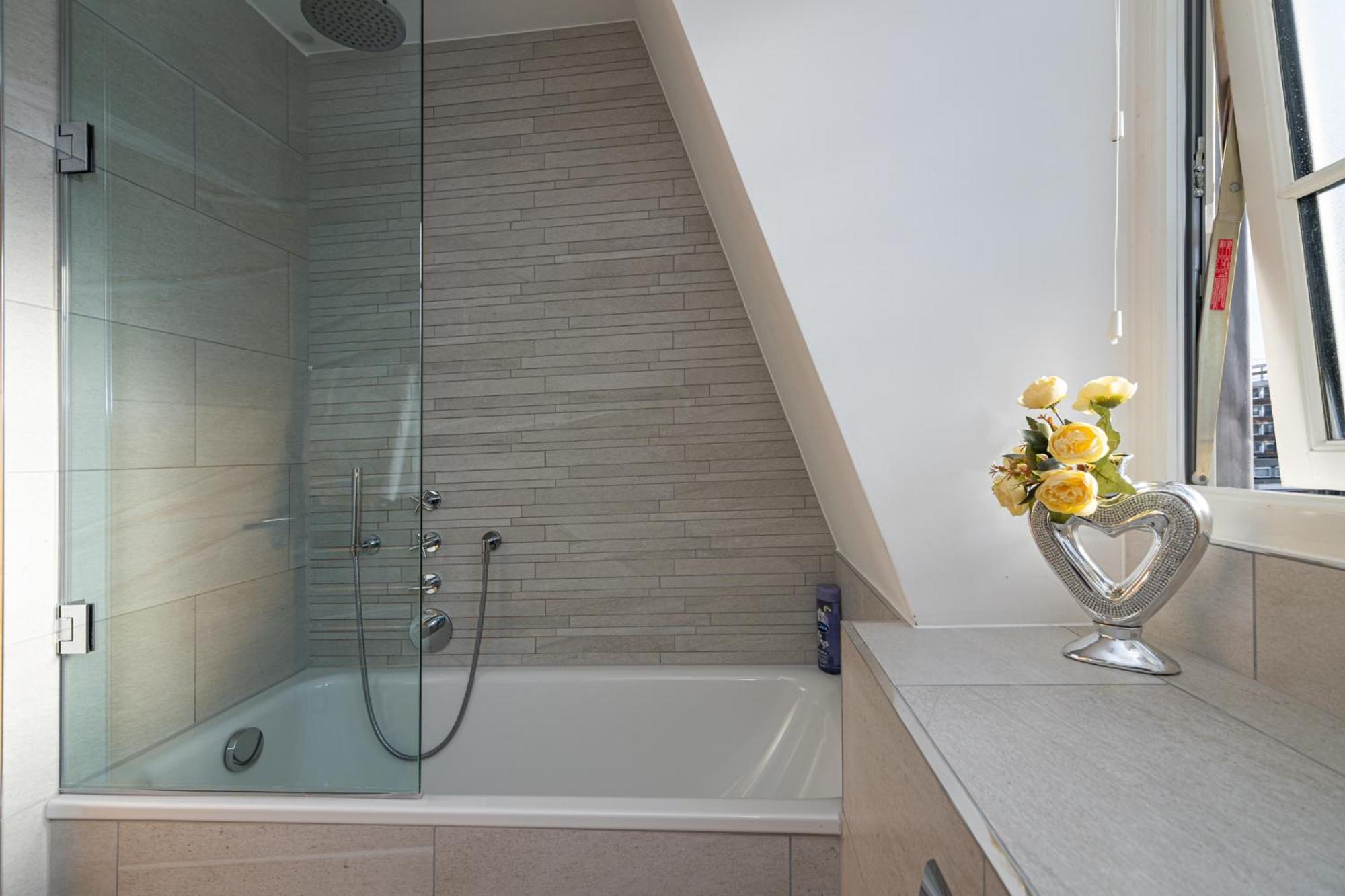 לונדון Stunning 1-Bedroom Penthouse In Marble Arch 72 מראה חיצוני תמונה